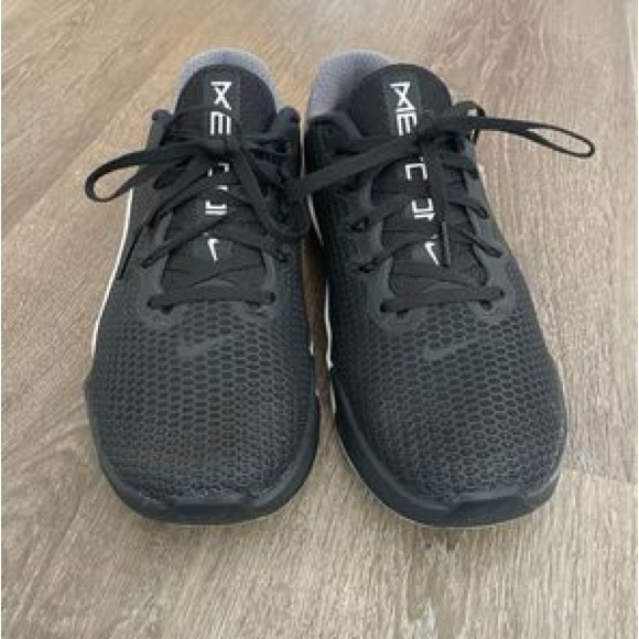 Nike Metcon 5 - Picture 2 of 4